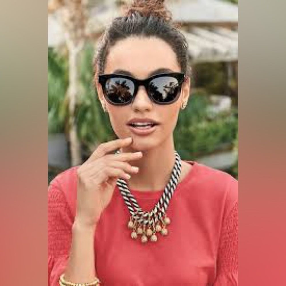 Kalani Necklace by Stella & Dot - Picture 4 of 6